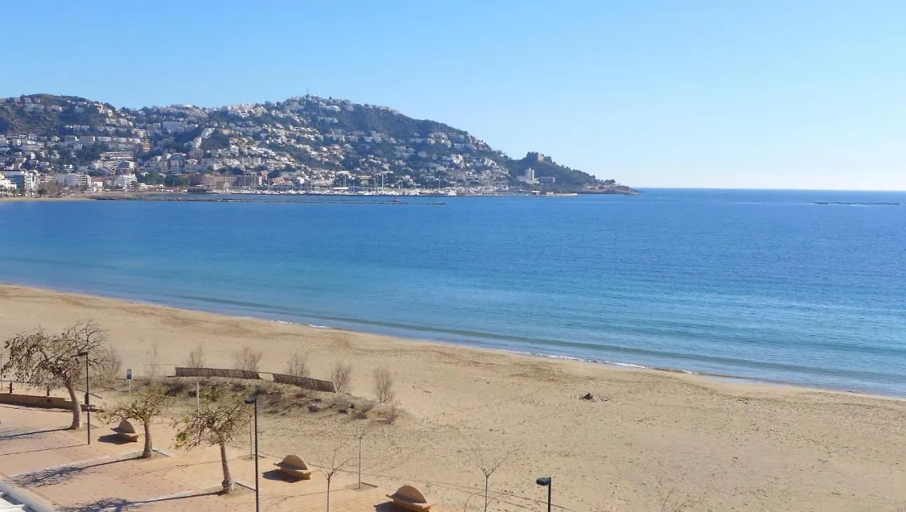 Estudio Castell Nord Roses Appartamento